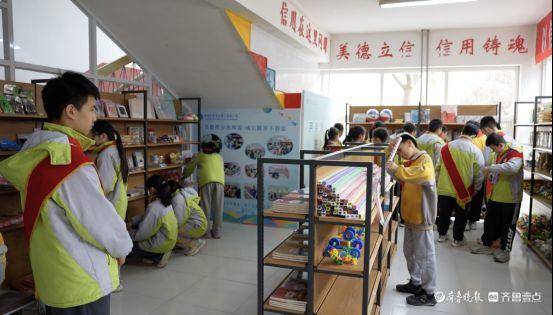 “美德币”当钱花！聊城这所小学的超市火了，德育教育“活”了